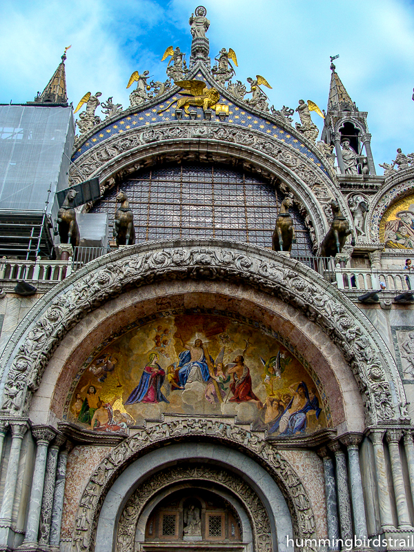 St. Mark with the angels and winged golden lion