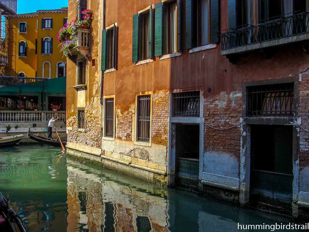 Beautifully decorated Venetian homes by the canals